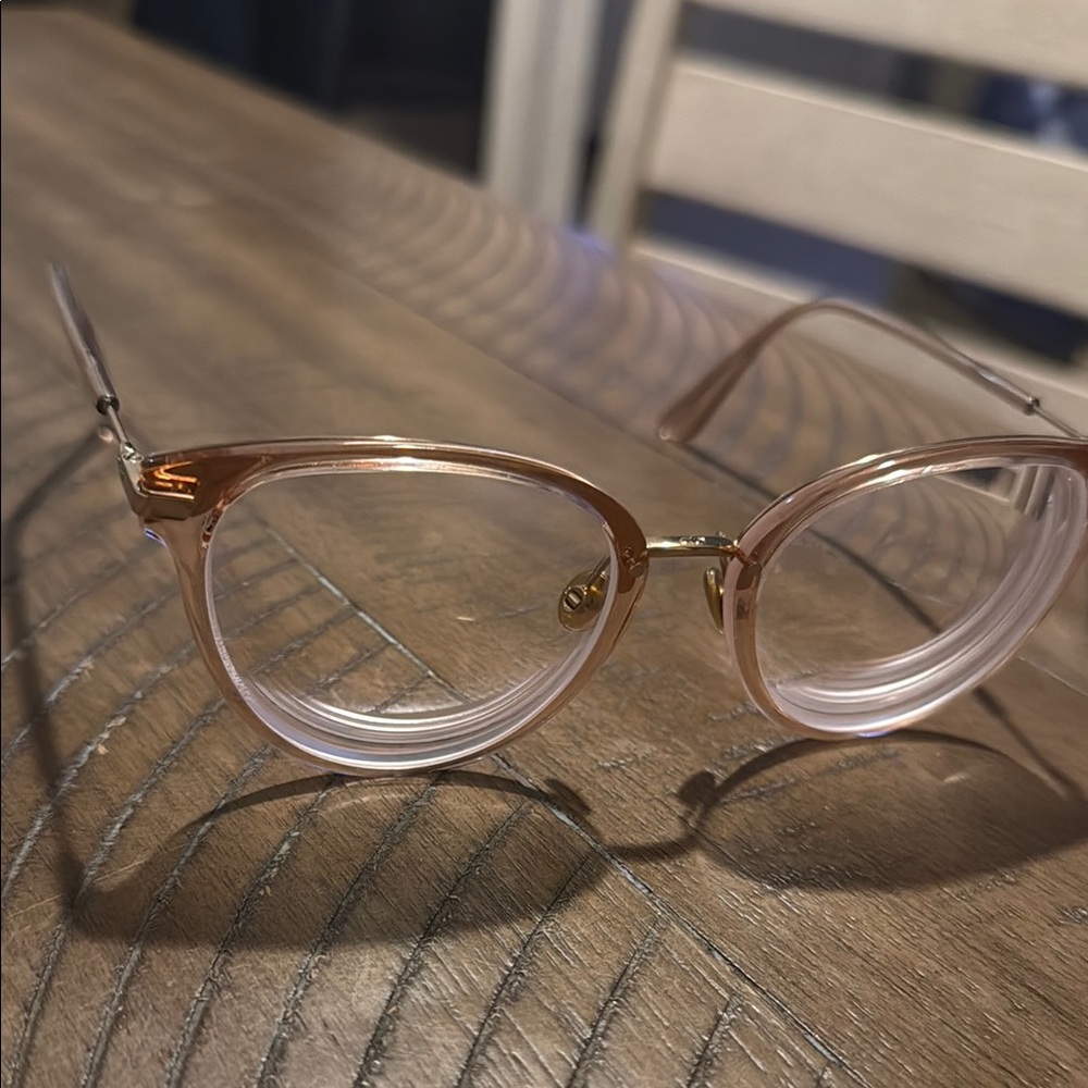 Stylish Pink Glasses - Picture 2 of 3